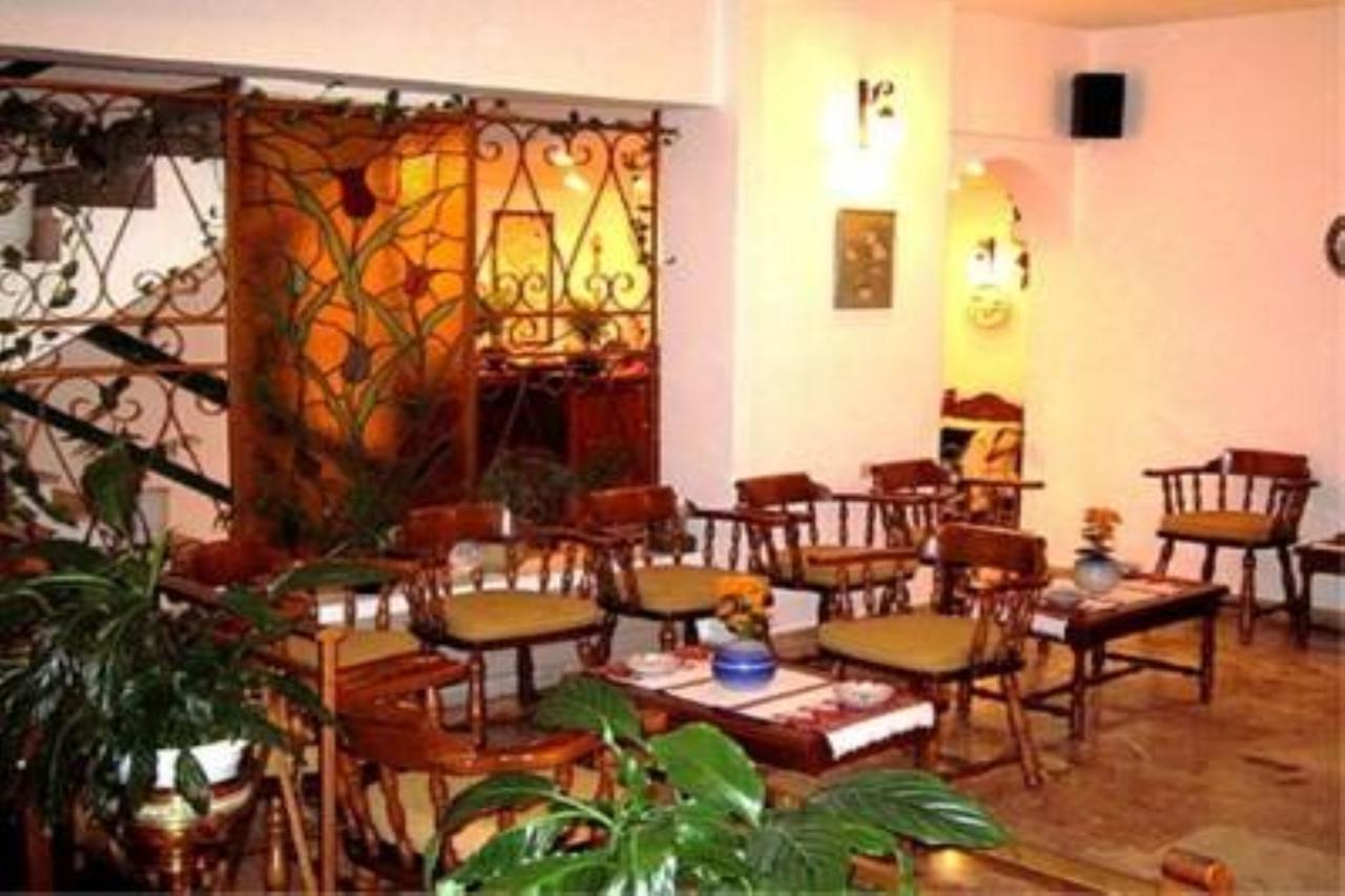 Doxa Hotel Agios Nikolaos  Bagian luar foto